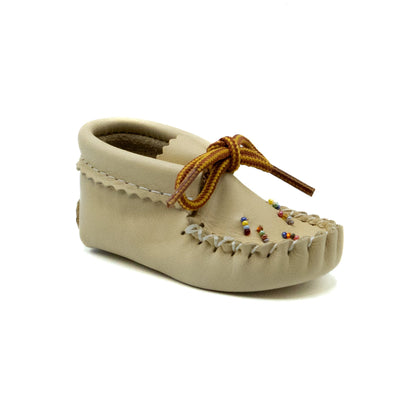 133/7 Baby Cream Moc with Beading