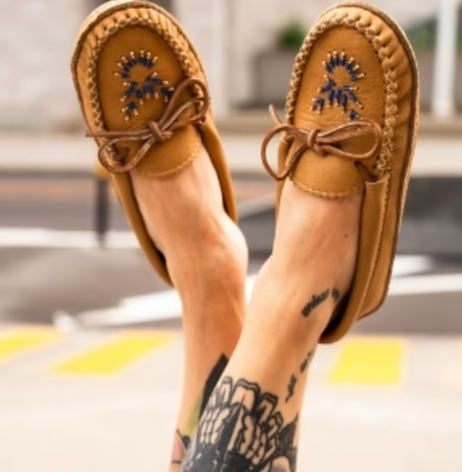 B4890 Ladies Moose Moc with Beading TOP SELLER